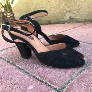 Royal Vintage heels